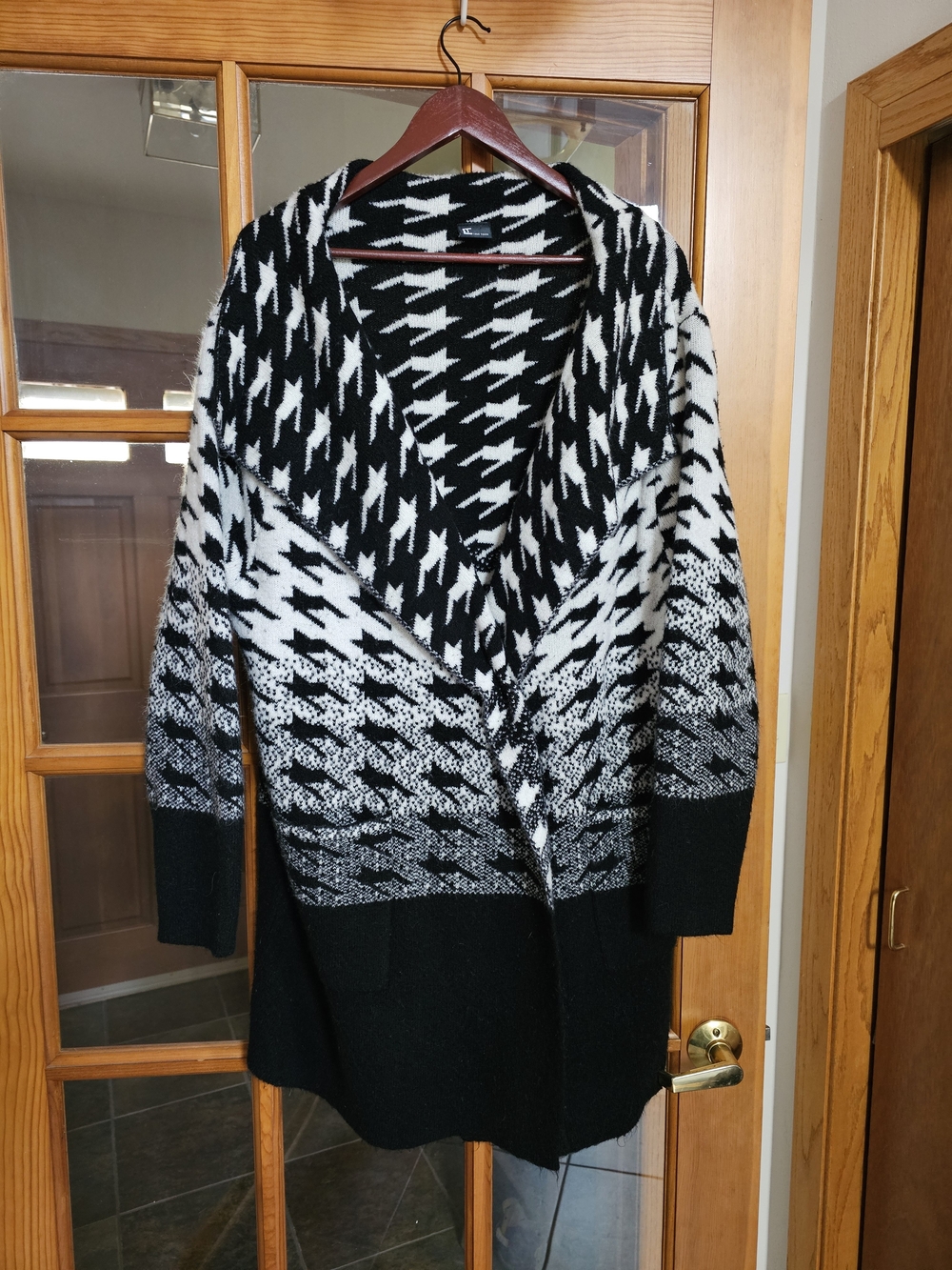 Love Token Black and White Houndstooth-Style Open Cardigan